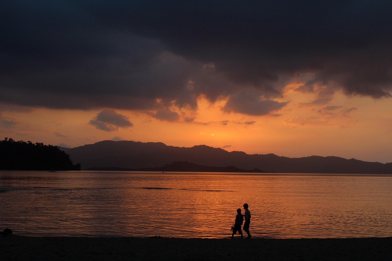 Peaceful sunset on a Philippines beach at Port Barton Palawan perfect for solo travelers