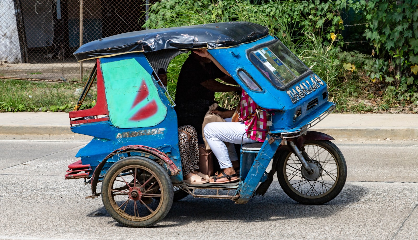 Tricycle transport in Palawan, the typical way to reach Maquinit Hot Springs from Coron town