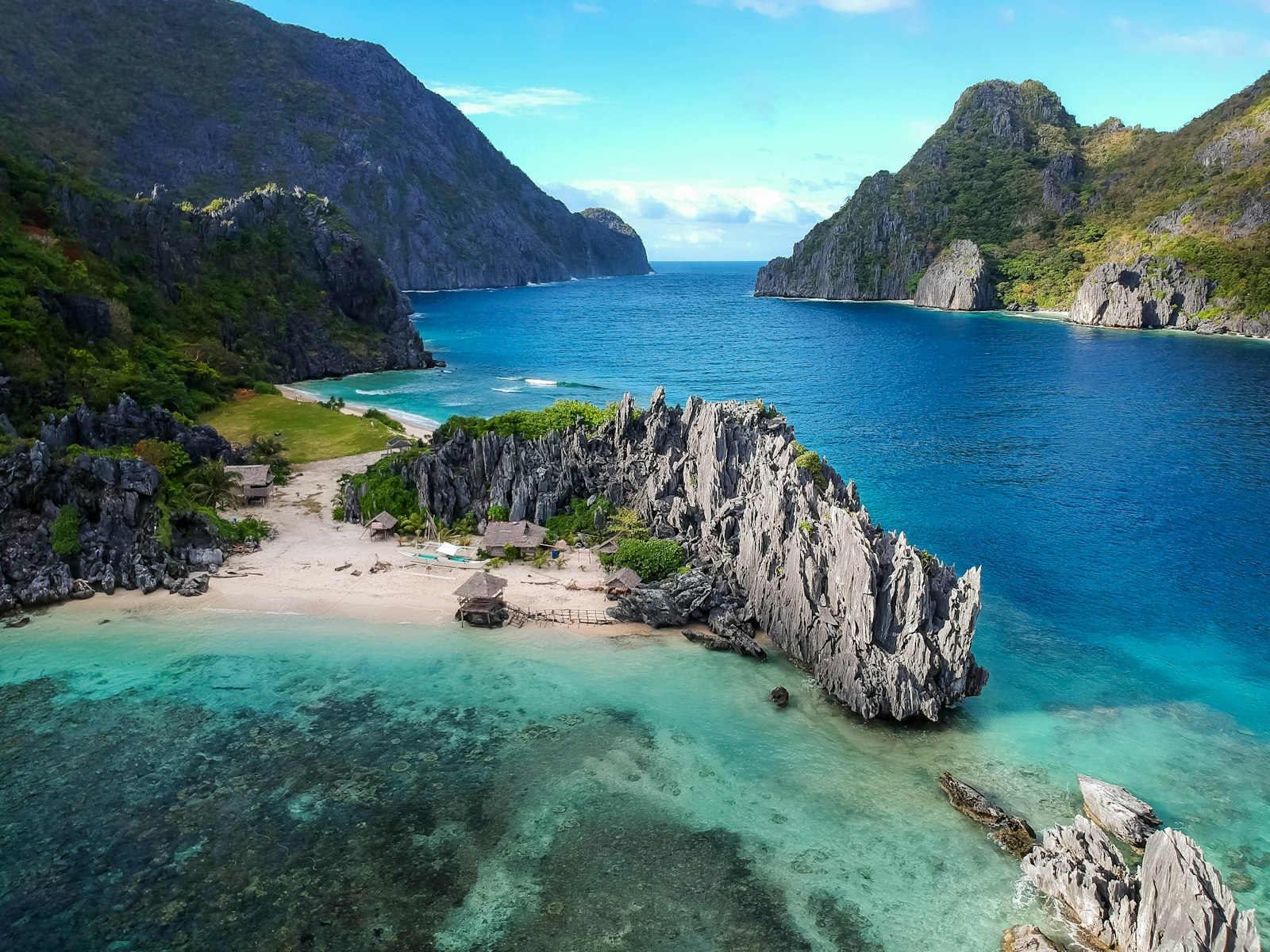 El Nido Palawan beach morning light planning days for island hopping tours
